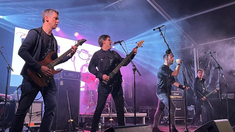 Urkari talde eibartarrak kontzertua emango du Koskor tabernan barixakuan