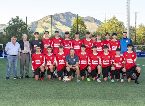 Urki-Urola kadeteen mailako partidua bertan behera 15 urteko Unax Garciaren heriotzarengatik