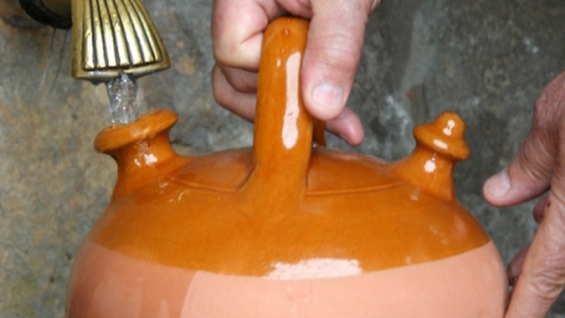 Urkizutik Untzagaraino tantanez tantan igo zen gantxilla