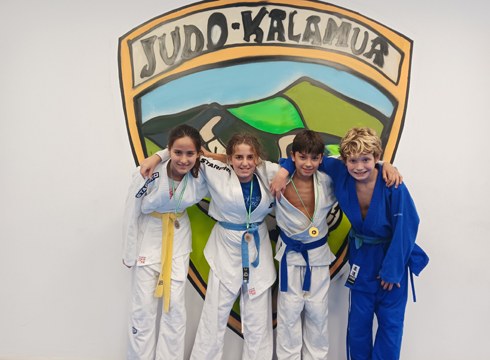 Urrea eta brontzeak Kalamua taldeko judokentzat I. Anaitasuna Txapelketan