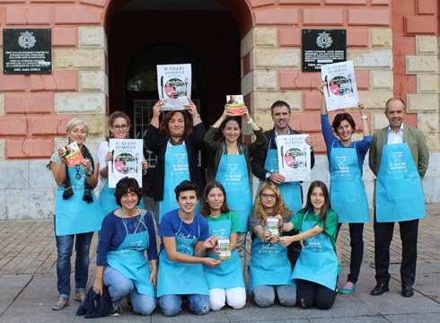 Urriaren 15erako antolatu duten bazkari solidarioa aurkeztu dute Egoaizia eta Aldatzen-ek