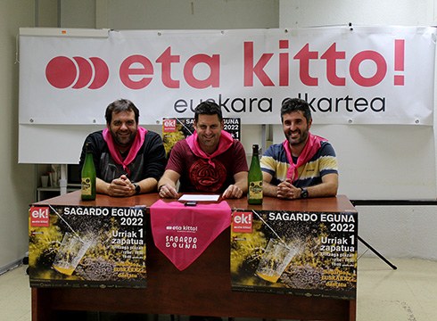 Urriaren 1ean ospatuko den Sagardo Egunaren XXVII. edizioa aurkeztu dute