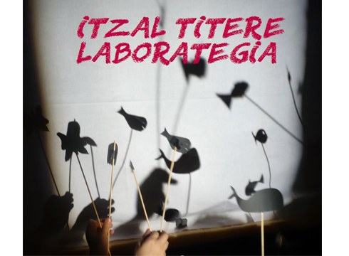 Urriaren 23rako haurrentzako "itzal titereen tailerra" antolatu du Eibarko liburutegiak