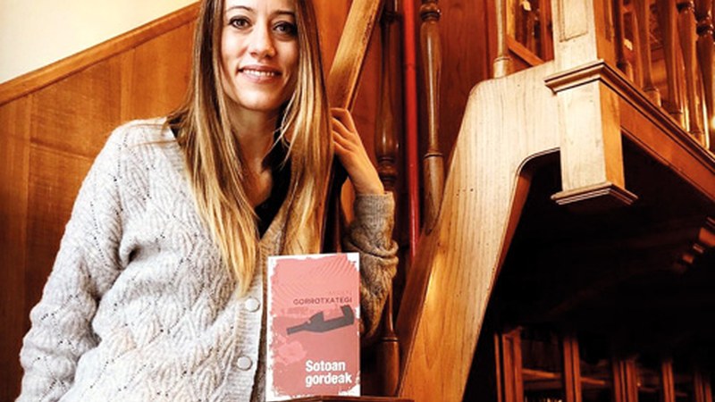 Urriaren 5ean izango da "Idazlearekin Harixa Emoten" klubeko lehen saioa, Miren Gorrotxategi idazlearekin