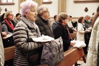 Urtero bezala, eibartar askok eraman dituzte San Blas opilak bedeinkatzera