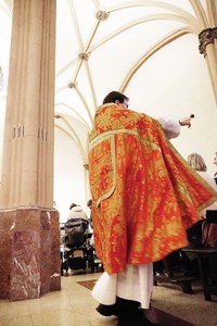 Urtero bezala, eibartar askok eraman dituzte San Blas opilak bedeinkatzera