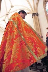 Urtero bezala, eibartar askok eraman dituzte San Blas opilak bedeinkatzera