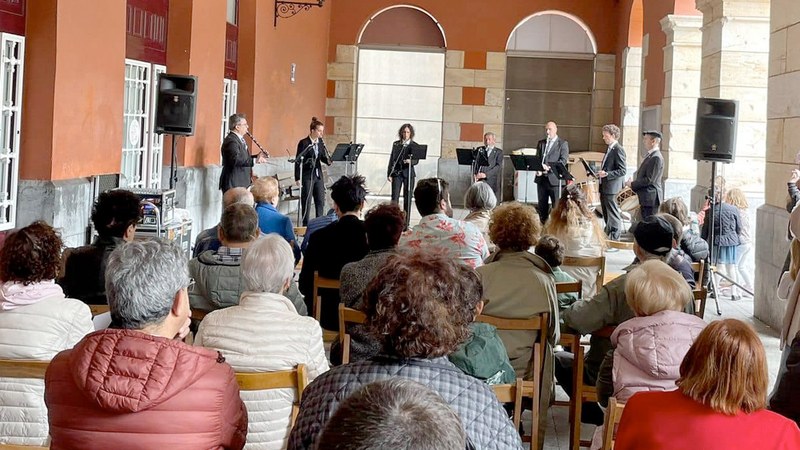 Usartza Txistulari Taldeak kontzertua emango du domeka eguerdian