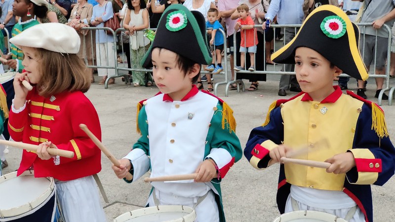 Uztailaren 16a da danborradetako jantziak bueltatzeko azken eguna
