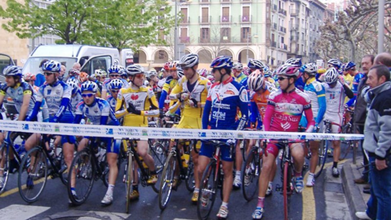 Valenciaga Memoriala jokatuko da domeka goizean