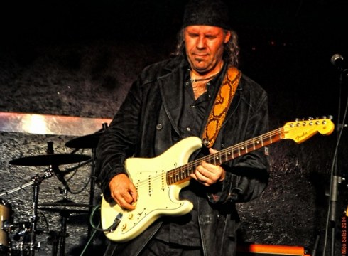 Vargas Blues Band zuzeneko emanaldian barixakuan