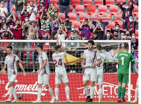 Viajer Premierrek zaletuen joan-etorria antolatzen du Ponferradara