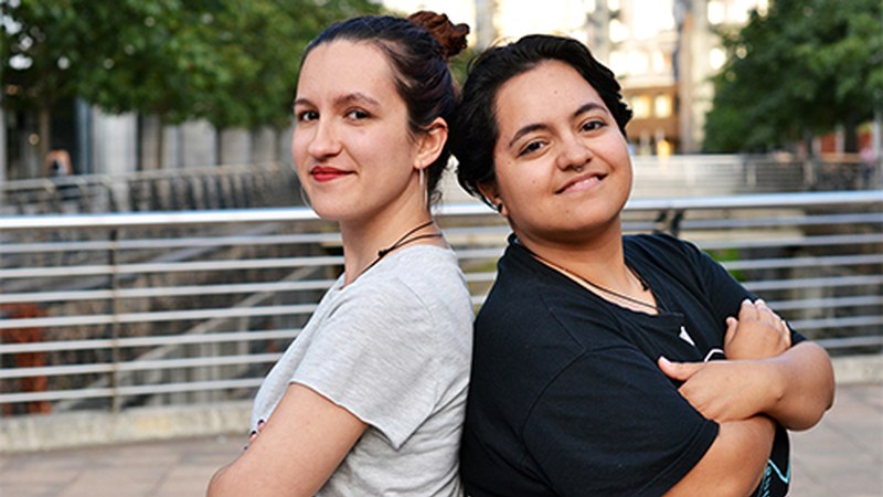 Vicky Rojas eta Dalila Cabrera, websail bat sortzeko zurrunbiloan