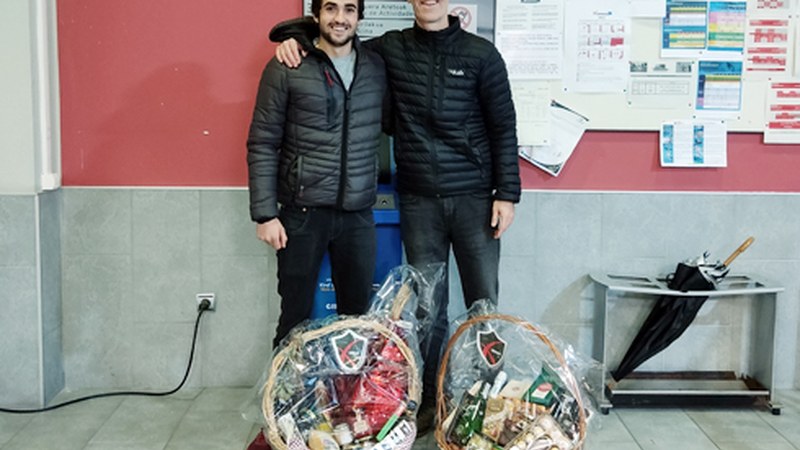 Waterpoloko Urbat klubak entregatu du otarra