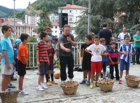 Wenzeslao Orbeako jaiak zapatuan