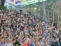 Western estiloko pelikulen musika San Juan jaiei agur esaten joateko