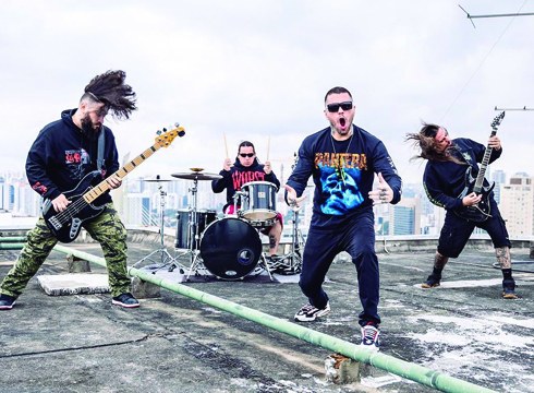 Worst talde brasildarrak joko du zapatuan Gaztetxean