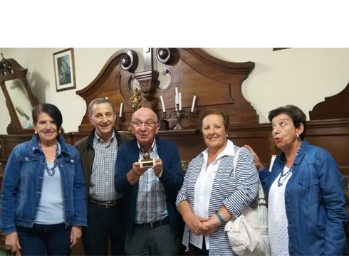 Xabi Zubizarreta parrokoak Kaleetan Kantuz taldekoen esker ona jaso du