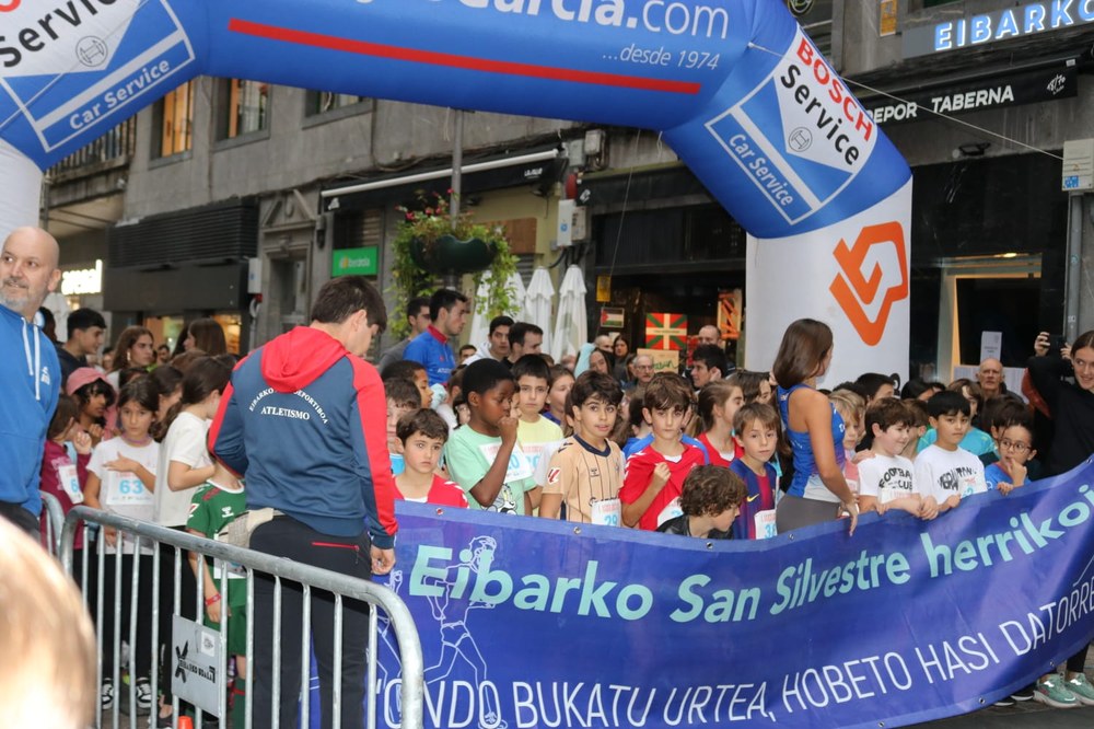 Xabier Labaka eta Oihane Sarasketa izan dira garaile Asier Cuevas Herri Lasterketan