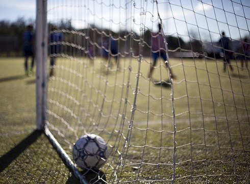 Xania Taberna bakarrik geratu da futbol-zaletuaren Ligaren lidergoan