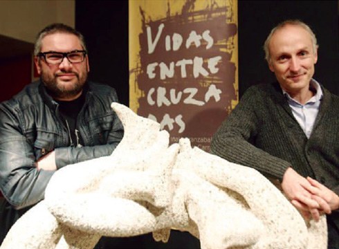 Xose Lois Carreira eta Iñaki Aranzabalen 'Gurutzatutako bizitzak' Portalean ikusgai