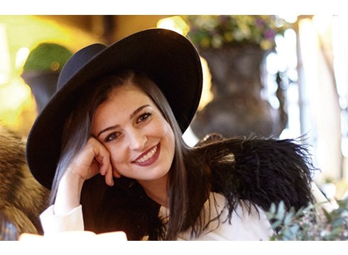 Ylenia Baglietto, aktorea: “Maiteren pertsonaiarekin jendea laguntzen ari naizela konturatu naiz”