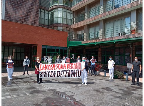 Zaharren egoitzak: zaindu beharreko zaintza