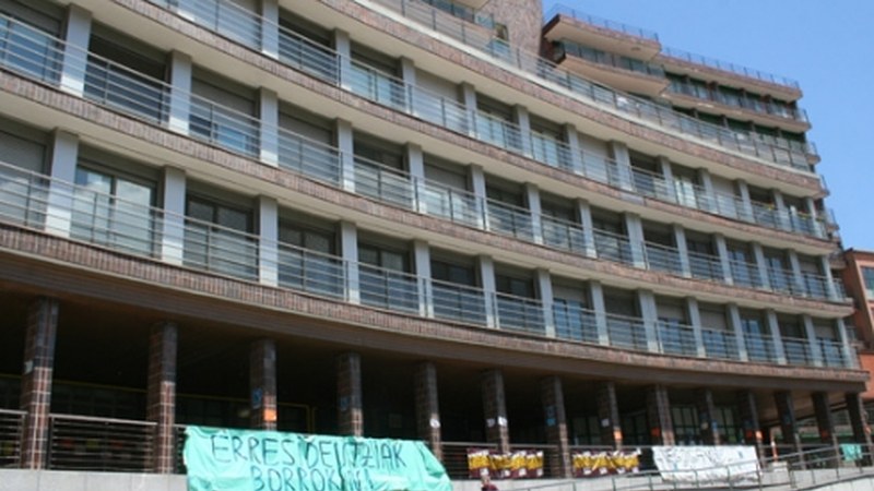 Zaharren egoitzetako beharginen elkarretaratzea