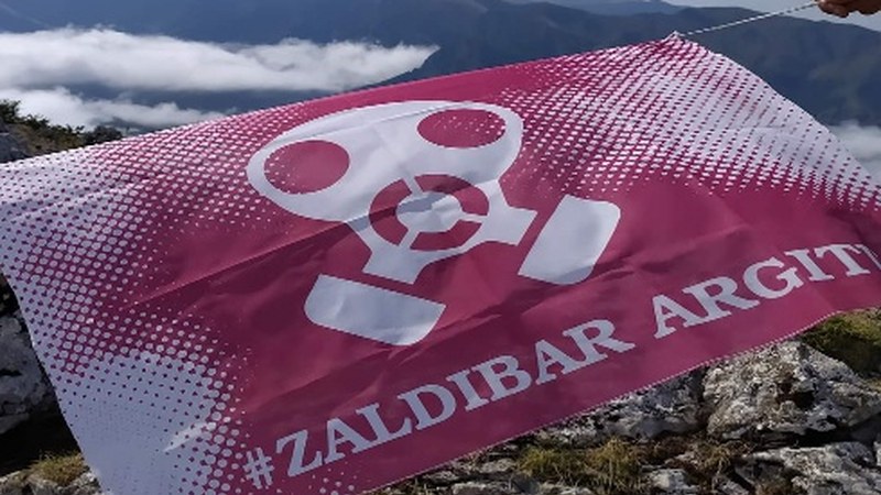 Zaldibar Argituk kontzentrazioa deitu du biharko, ezbeharra gertatu zela 7 hilabete betetzean