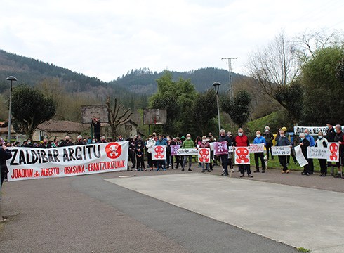 Zaldibarko zabortegia hondoratu zenetik 15 hilabete beteko dira bihar