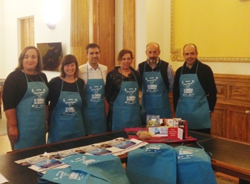 Zapatuan egingo den Jana Ez Da Txantxa bazkaria aurkeztu dute