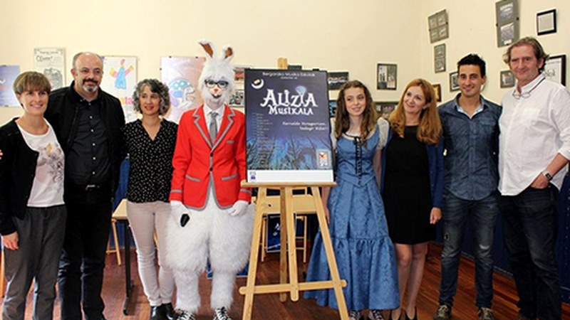 Zapatuan estreinatuko dute Bergaran “Alizia musikala” ikuskizun berritzailea