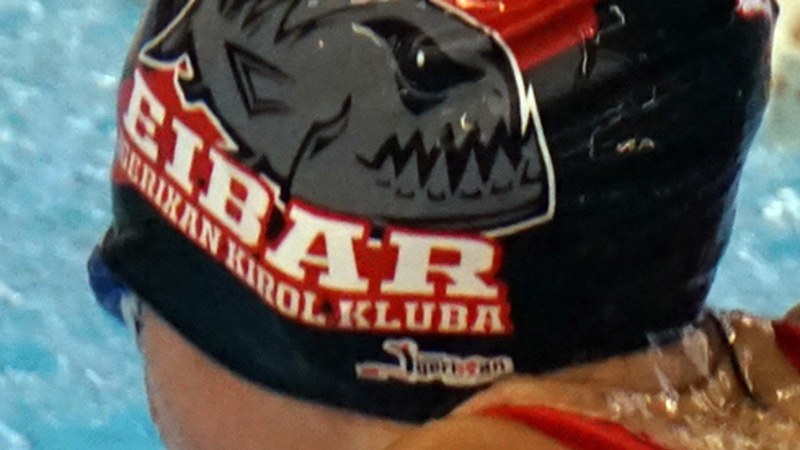 Zapatuan igeriketako Eibarko Gabon Kopa jokatuko da Kiroldegian