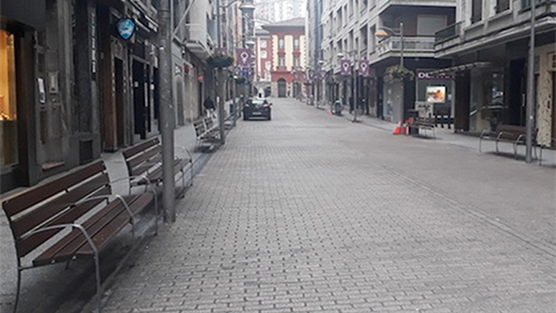 Zapatutik aurrera erdialdea trafikoarentzat itxiko dute, oinezkoek erabiltzeko