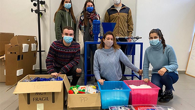 Zaplasteko proiektua: “Gero eta baliabide gutxiago eta hondakin gehiago ditugu”