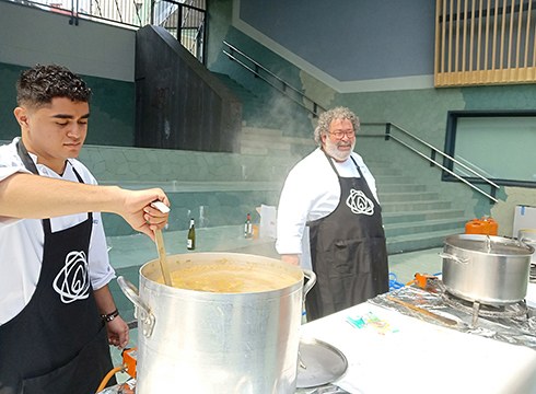 Zaporeak-en aldeko zozketan saritutako zenbakiak eta ordezkoak