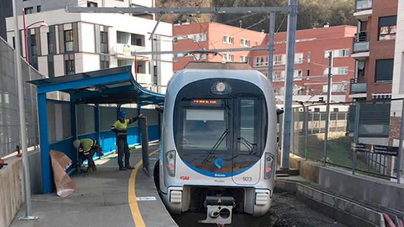 Zarata murrizteko pantailak ipiniko dituzte Ardantza eta Amañako tren-geltokien artean