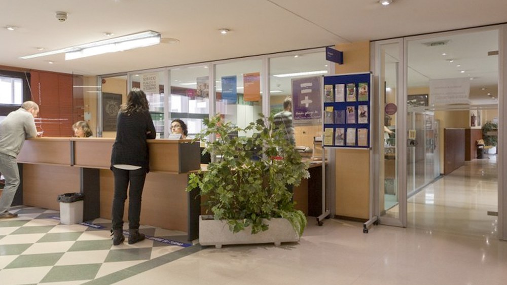 Zaurgarritasun ekonomikoa handiagoa da emakumeetan: baietza jasotako 761 eskabidetatik 501 emakumeek egin dituzte gizarte zerbitzuetan