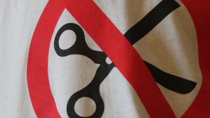 Zerbitzu publikoak murriztearen kontrako mobilizazioak