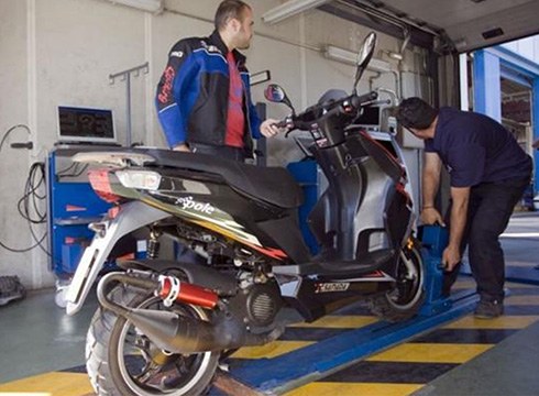 Ziklomotorren azterketa teknikoa egingo dute bihar, maiatzaren 3an