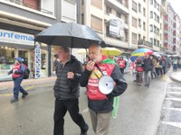 Zortzi urteko borroka ospatzeko manifestazioa egin dute pentsiodunek
