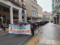 Zortzi urteko borroka ospatzeko manifestazioa egin dute pentsiodunek