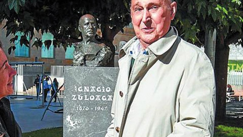Zuloaga pintorearen lana gehien zabaldu duen Ramon Suarez hil da