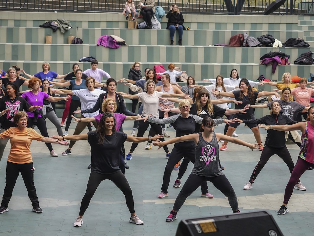 Zumba maratoi solidarioa jasoko du zapatuan Errebal Plazak