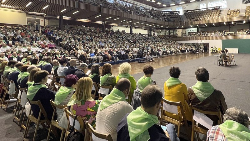 Adinekoen Nazioarteko Eguna ospatzeko oinezko martxa antolatu du Untzaga gizarte zentroak