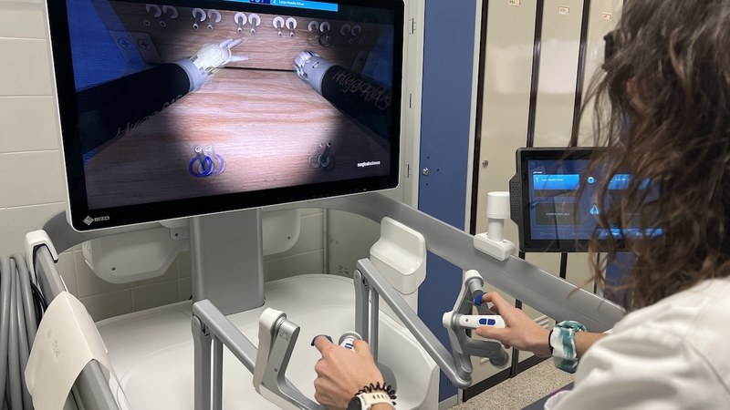 Altzairuzko eskuak gure ongizaterako