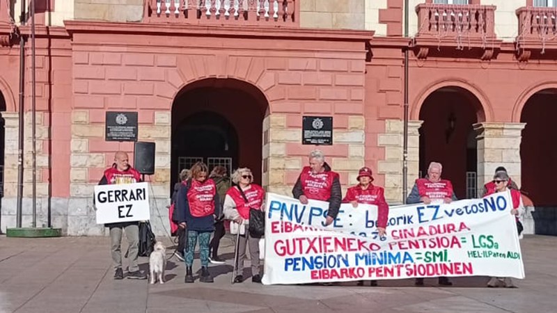 Araba, Bizkaia eta Gipuzkoako pentsiodunek manifestazioa egingo dute ostegunean Gasteizen
