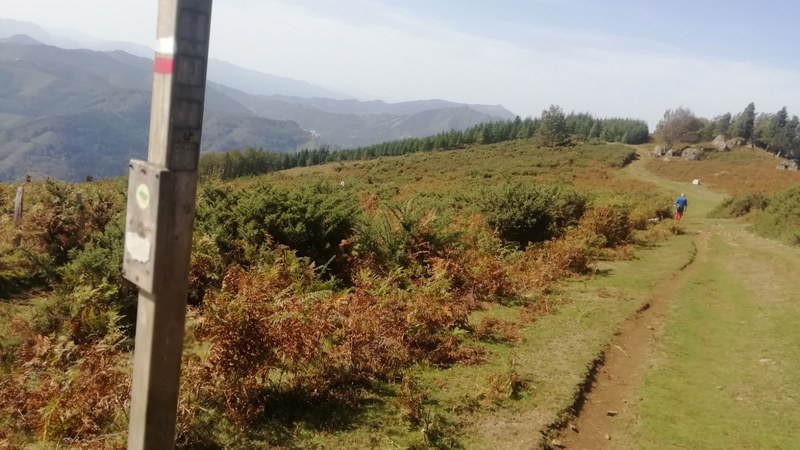 Aste Santuan, naturan eta historian barrena