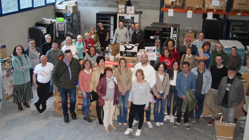 Greziako errefuxiatuei jaten emateko 12.000 kilotik gora janari bildu da Debabarrenean