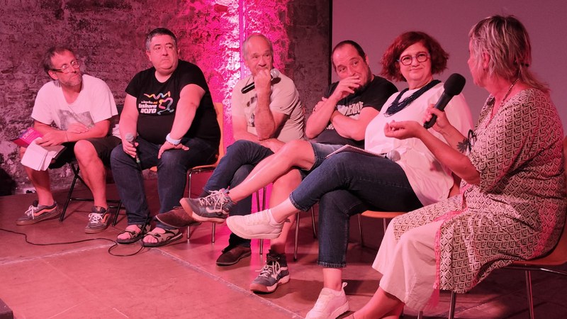 Harrera beroa izan du Bartzelonan ‘Txillarreko sukaldaria’ dokumentalak